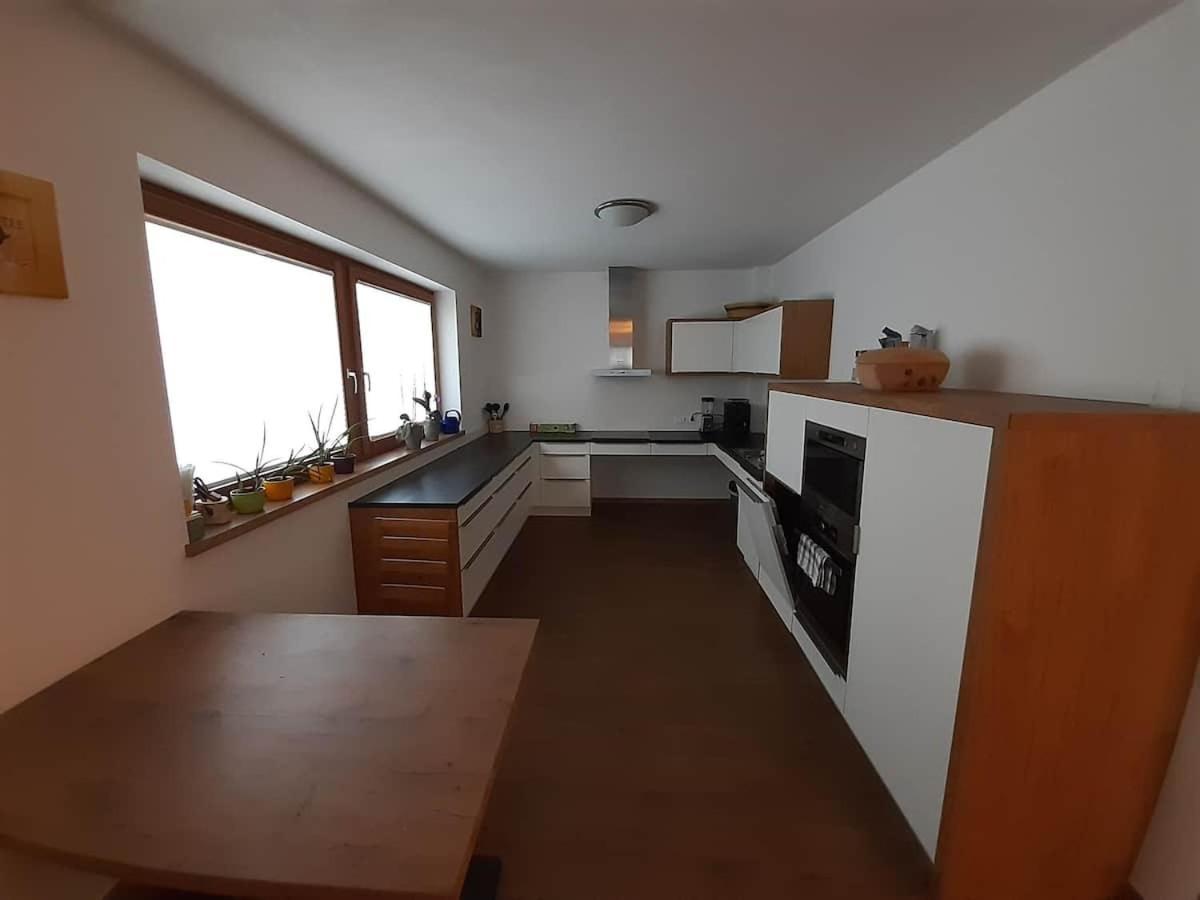 Grosszuegiges Apartment Georg Mayrhofen Barrierefrei Hollenzen Exteriör bild